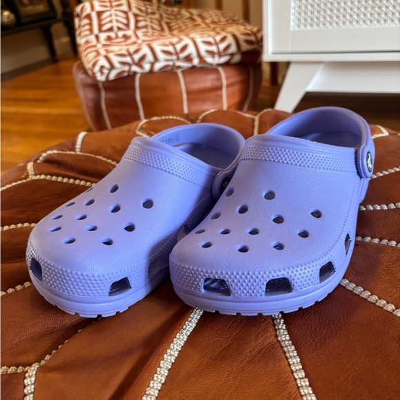 Classic Crocs Sandals - Lavender - Picture 2 of 4